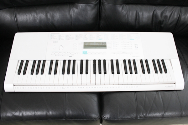 カシオ　キーボード LK-223　61鍵盤