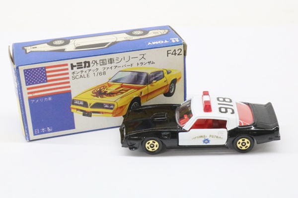 トミカ　F42 ポンティアック　ファイアーバード　トランザム　日本製　1/68